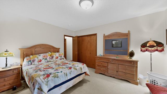 1032 Rocky Creek Drive NE, Rochester, MN 55906