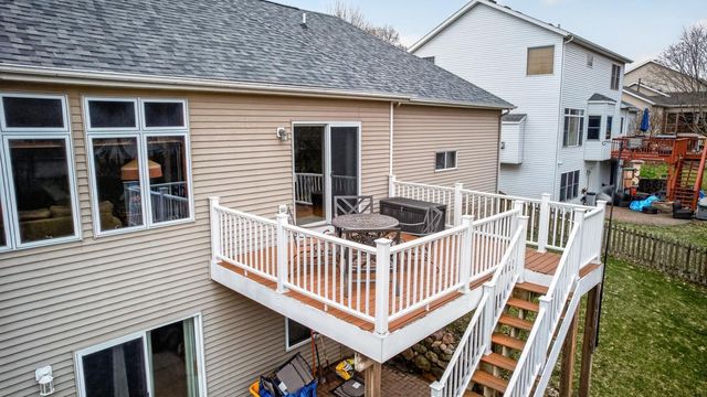 1032 Rocky Creek Drive NE, Rochester, MN 55906