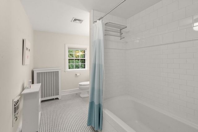 6 Risley Rd, Newton, MA 02465
