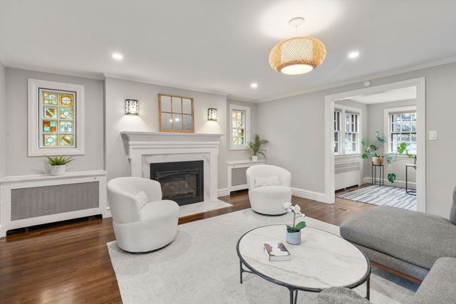 6 Risley Rd, Newton, MA 02465