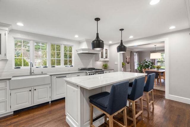 6 Risley Rd, Newton, MA 02465