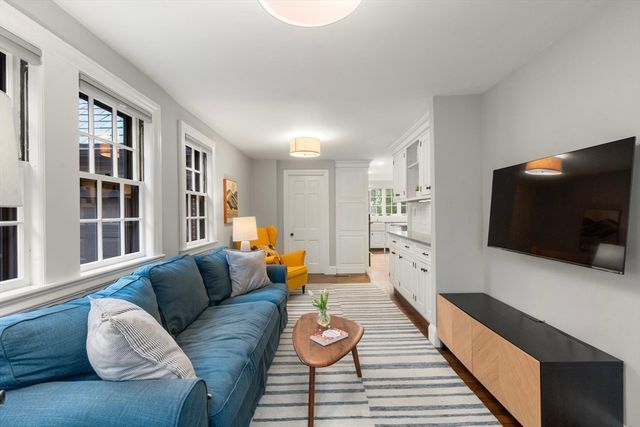 6 Risley Rd, Newton, MA 02465