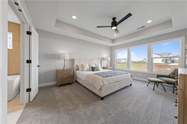 16917 W 172nd Terrace, Olathe, KS 66062