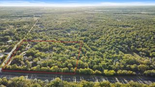 50 Mineral Springs RD, Lockhart, TX 78644