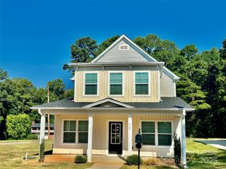 252 Mills Avenue, Troutman, NC 28166