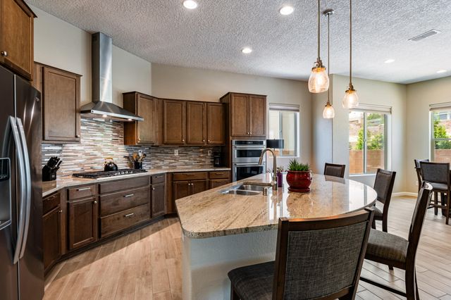 1905 Pebble Creek Trail NW, Albuquerque, NM 87120