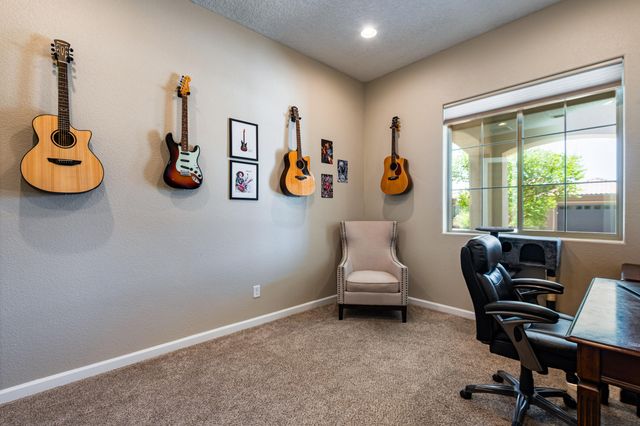 1905 Pebble Creek Trail NW, Albuquerque, NM 87120