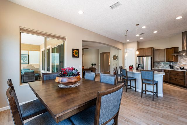 1905 Pebble Creek Trail NW, Albuquerque, NM 87120