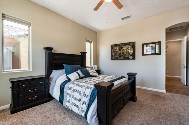 1905 Pebble Creek Trail NW, Albuquerque, NM 87120