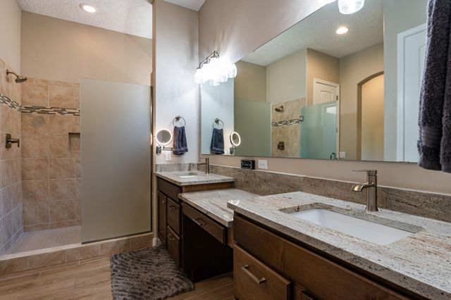 1905 Pebble Creek Trail NW, Albuquerque, NM 87120