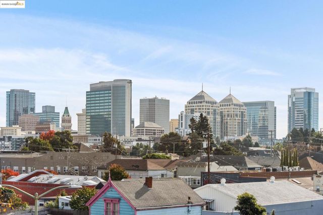 850 W Grand Ave 17, Oakland, CA 94607