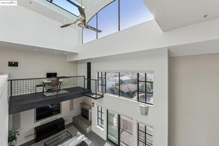 850 W Grand Ave 17, Oakland, CA 94607