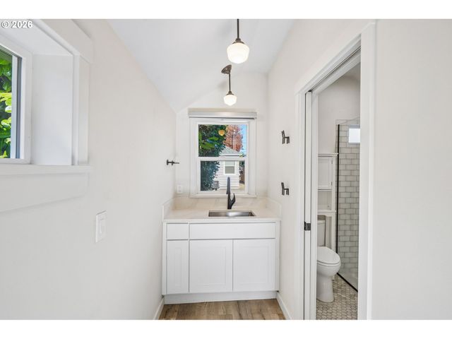 725 N FARRAGUT St, Portland, OR 97217