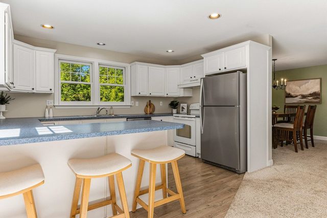 257 N Haverhill Road, Kensington, NH 03833