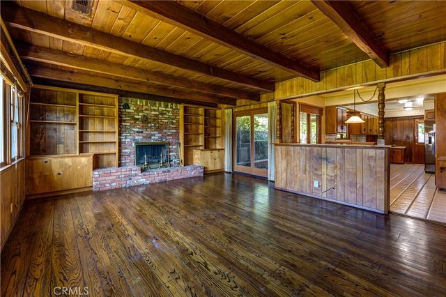 1100 S 9th Avenue, Arcadia, CA 91006