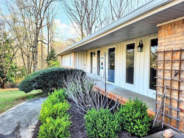 3730 Mill Glen Drive, Douglasville, GA 30135