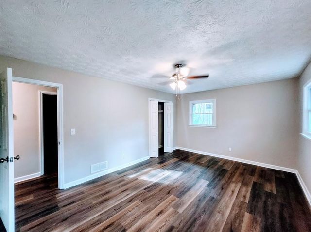 3730 Mill Glen Drive, Douglasville, GA 30135