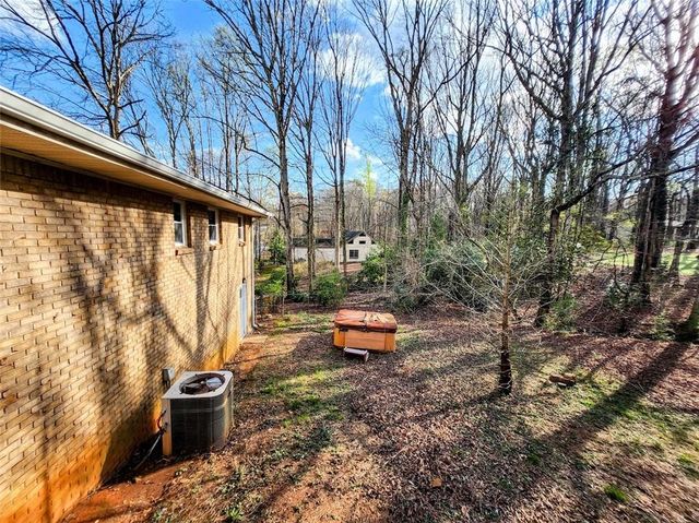 3730 Mill Glen Drive, Douglasville, GA 30135