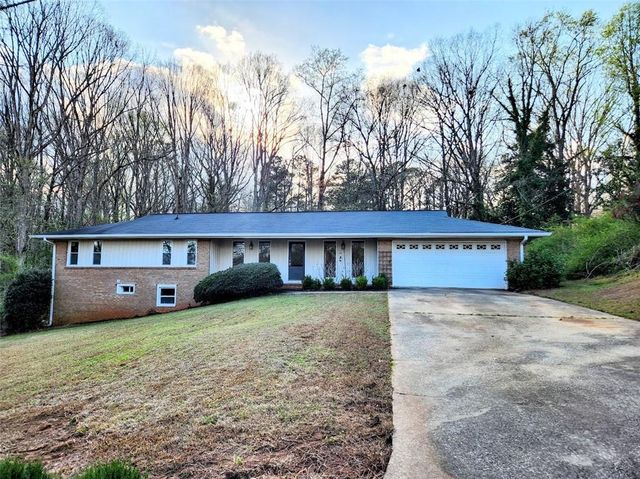 3730 Mill Glen Drive, Douglasville, GA 30135