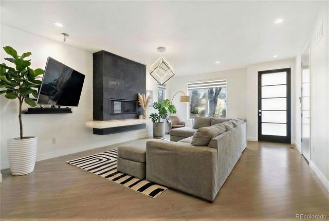 2037 Hooker Street L, Denver, CO 80211