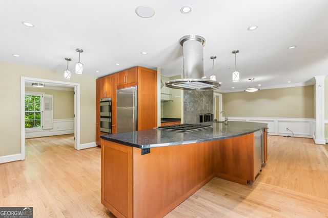 3135 Spalding Drive, Sandy Springs, GA 30350