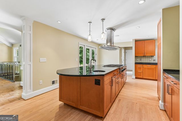 3135 Spalding Drive, Sandy Springs, GA 30350