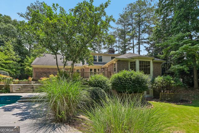3135 Spalding Drive, Sandy Springs, GA 30350