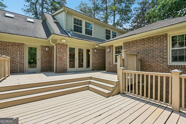 3135 Spalding Drive, Sandy Springs, GA 30350