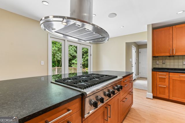 3135 Spalding Drive, Sandy Springs, GA 30350