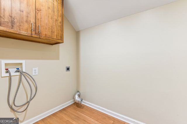 3135 Spalding Drive, Sandy Springs, GA 30350
