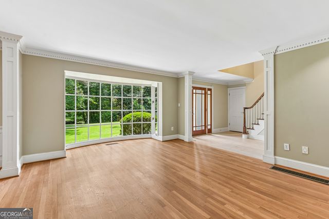 3135 Spalding Drive, Sandy Springs, GA 30350