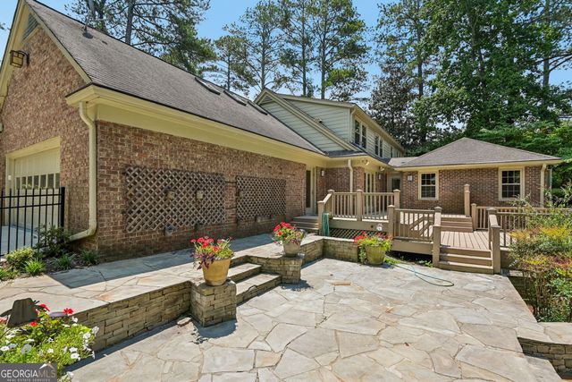 3135 Spalding Drive, Sandy Springs, GA 30350