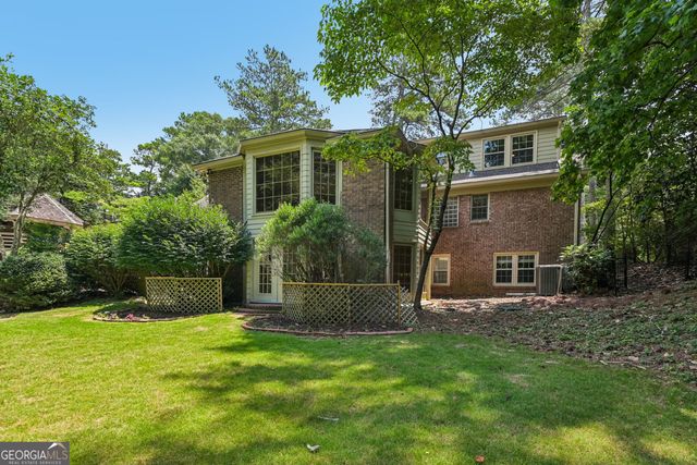 3135 Spalding Drive, Sandy Springs, GA 30350