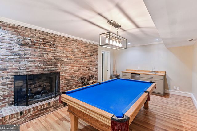 3135 Spalding Drive, Sandy Springs, GA 30350