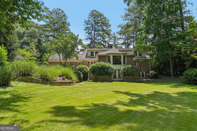 3135 Spalding Drive, Sandy Springs, GA 30350