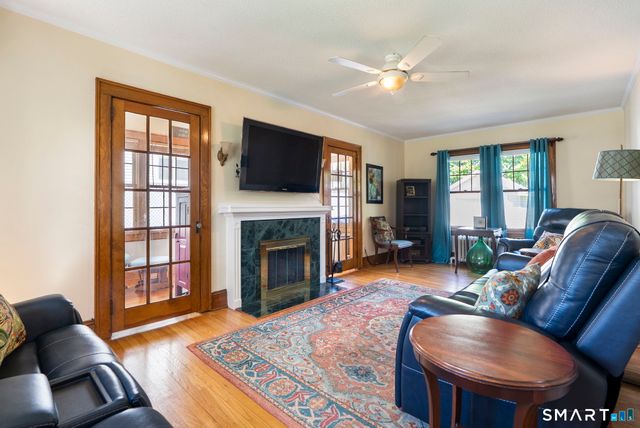 24 Hillcrest Avenue, Wethersfield, CT 06109