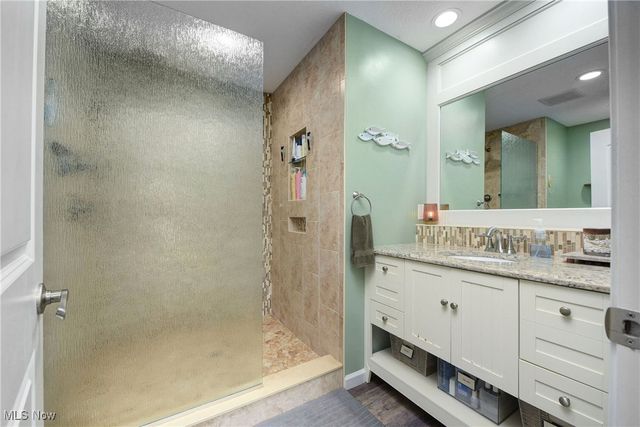 13005 W Lake Road, Vermilion, OH 44089