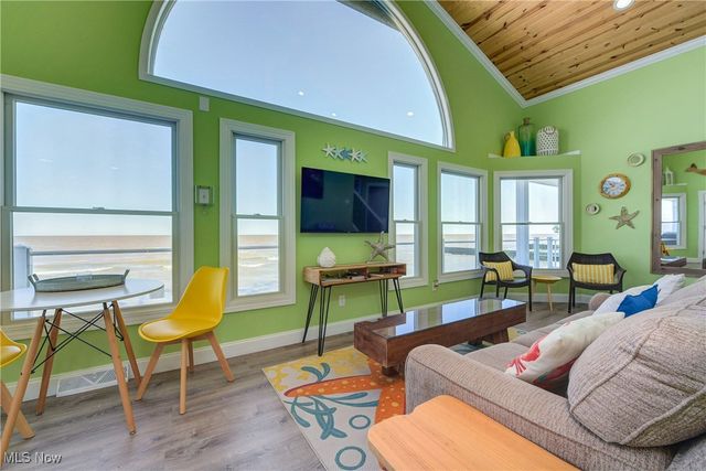 13005 W Lake Road, Vermilion, OH 44089