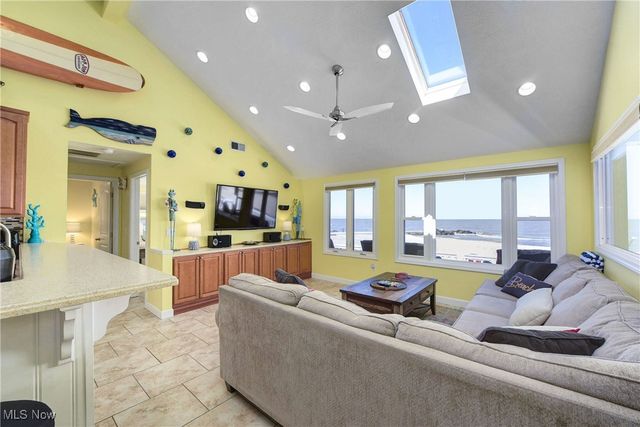 13005 W Lake Road, Vermilion, OH 44089