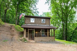 210 Sunset Farm Road, Whittier, NC 28789