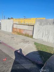 10300 S Main, Los Angeles, CA 90003