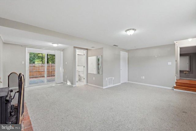 14716 ANDERSON ST, Woodbridge, VA 22193