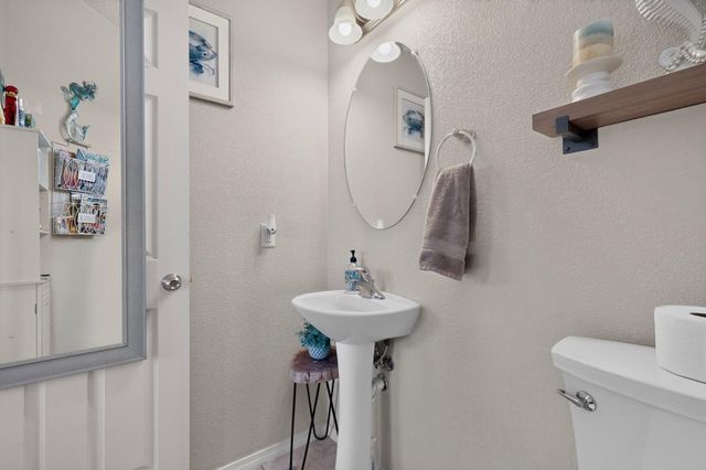839 Serrano Pointe NW, Albuquerque, NM 87120