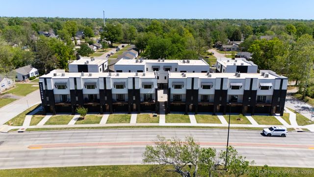 3779 S Riverside Drive 3779, Tulsa, OK 74105