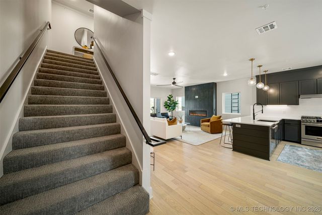 3779 S Riverside Drive 3779, Tulsa, OK 74105