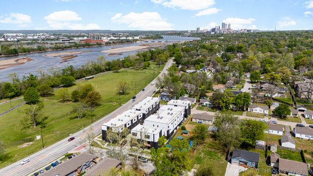 3779 S Riverside Drive 3779, Tulsa, OK 74105