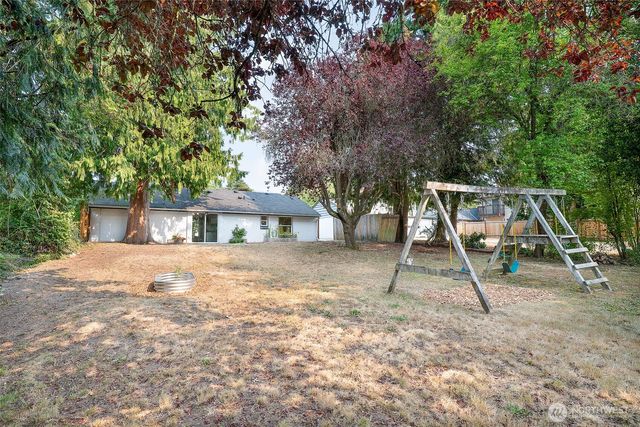 17211 5th Avenue NE, Shoreline, WA 98155