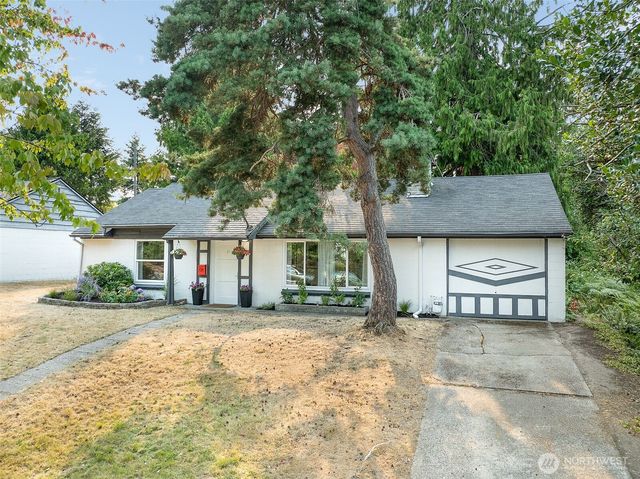 17211 5th Avenue NE, Shoreline, WA 98155