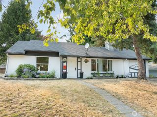17211 5th Avenue NE, Shoreline, WA 98155
