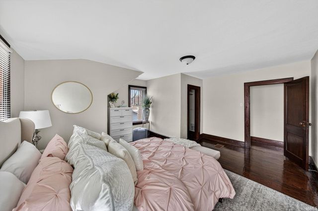 1640 E Bowman Street, South Bend, IN 46613